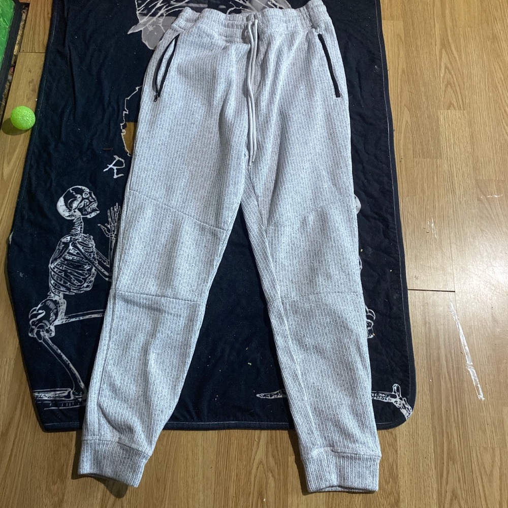 Kids Men’s Gray Jogger Pants